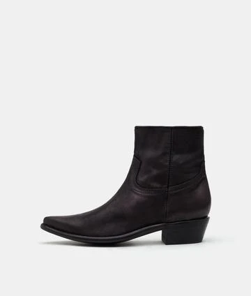 TWBM027-5 Tumbleweed Boots Men's Dylan Black Suede Short Boot 4 TWBM027-5 Tumbleweed Boots Men's Dylan Black Suede Short Boot - Image 2