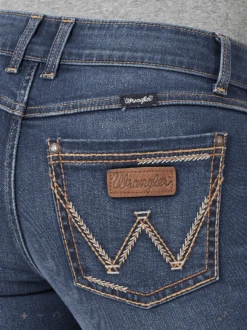 09MWSTR - Wrangler Retro® Mae Skinny Jean Mid-Rise TAYLOR Wash -Western Store ScreenShot2020 10 03at1.56.07PM