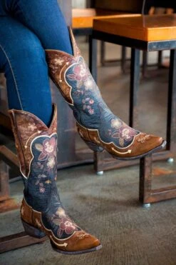 L696-10 Old Gringo Women's BONNIE PIPPIN Black / Brown Floral Embroidery Snip Toe Boot -Western Store bonnie pipin l696 10 d